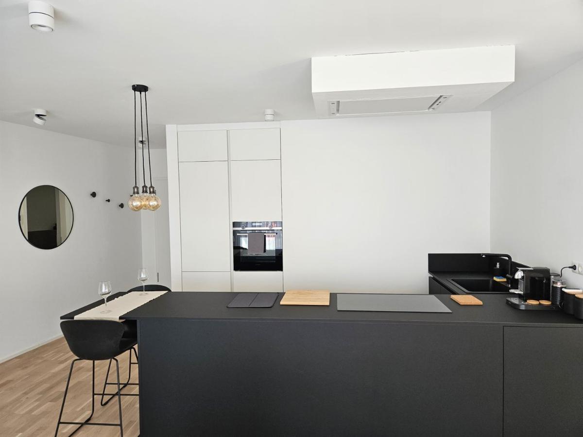 New Spacious Two Bedroom Center With Parking, Near Public Transport Luxemburgo Exterior foto